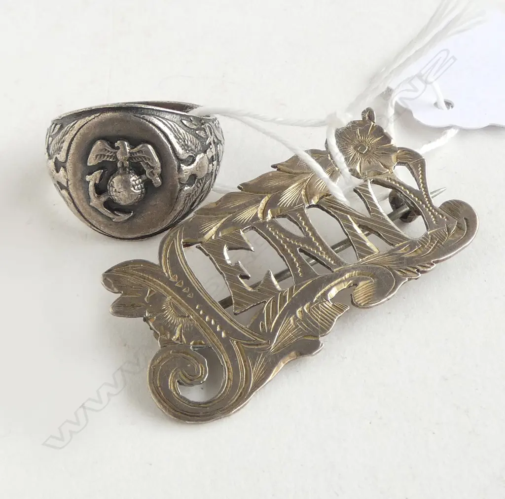 2 SILVER PCES: 'JENNY' BROOCH + USA MARINE'S RING Image 1++