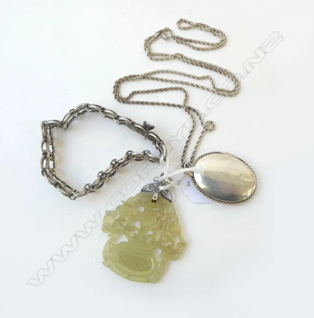 SILVER STAMPED CHAIN LINK BRACELET, VKS LTD STG SILVER ENGRAVED LOCKET ON STG CHAIN + ORIENTAL PENDANT (58gms OF SILVER) Image 1++