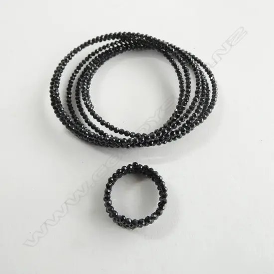 BLACK SPINEL RING AND BRACELET