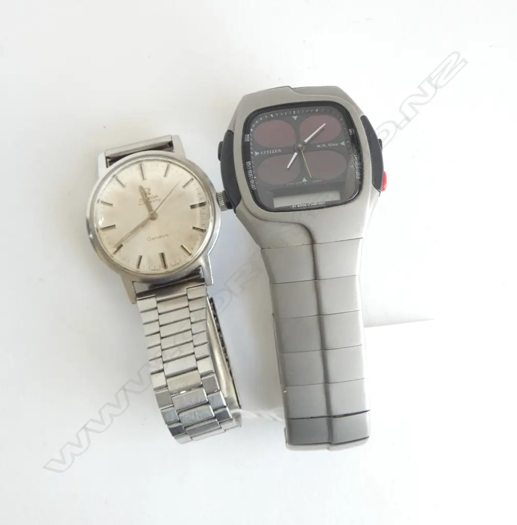 2 VINTAGE GENTS WRISTWATCHES; OMEGA GENEVE running & CITIZEN W.R.10 BAR Image 1++