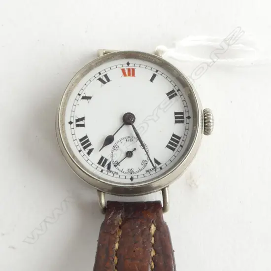 1920's SWISS GENT'S WRISTWATCH running. Nickle case