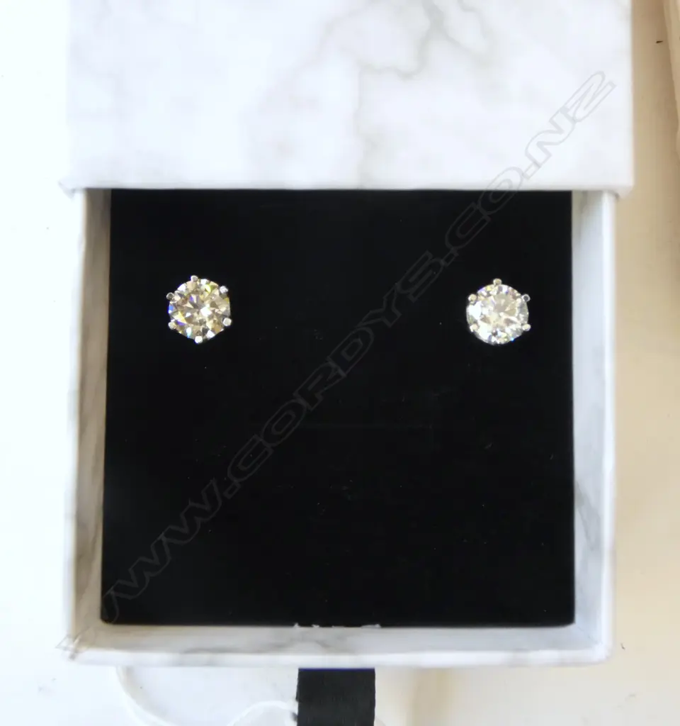 PR MOISSANITE EARRINGS EACH 2ct, 2.3grms total, each gem w. certificate Image 1++