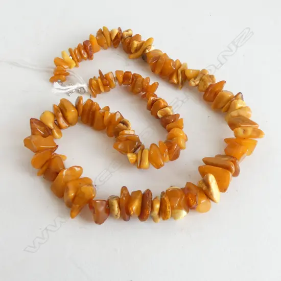 AMBER NECKLACE