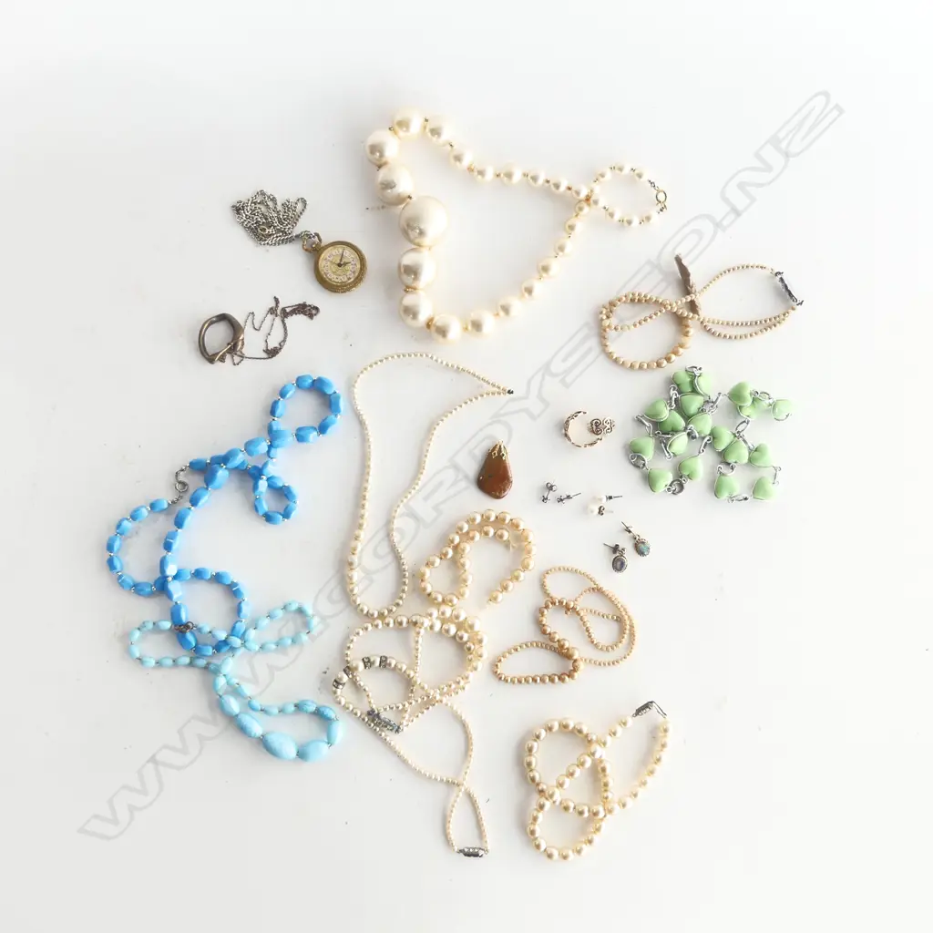 ASST. JEWELLERY; CAST BRONZE PENDANT + 9ct gold RING 5gms (af) + PR OF SILVER SAPP EARRINGS,FAUX PEARLS Image 1++
