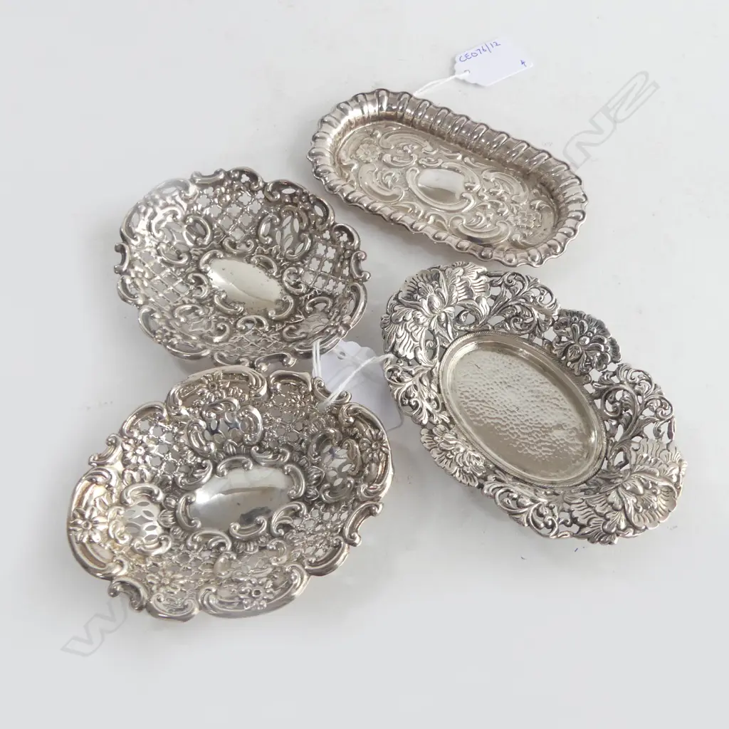 4 S/SILVER BON BON DISHES 106G Image 1++