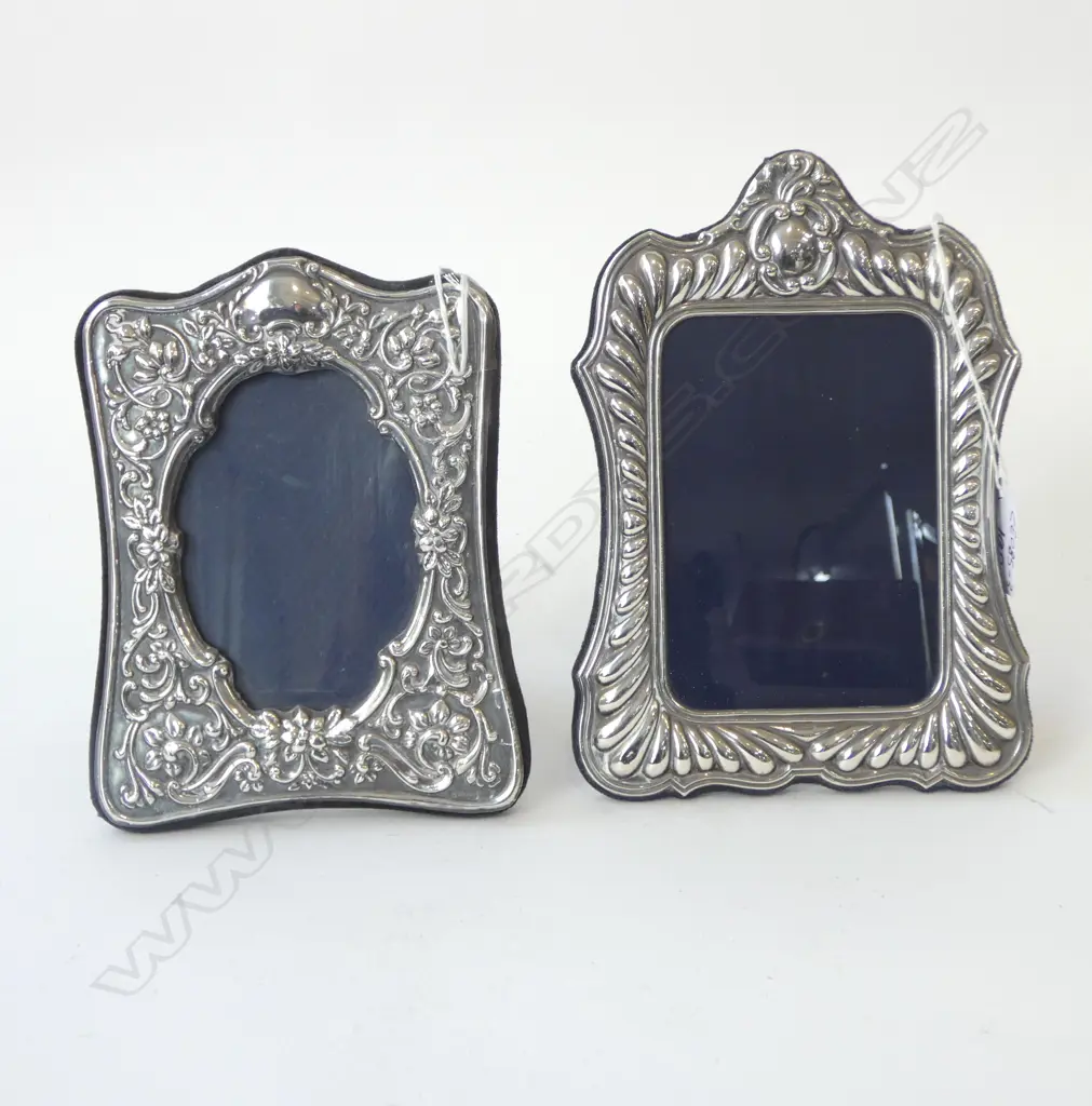 PR STG SILVER ORNATE PHOTO FRAMES, London 1987, 200 x 140/180 x 140mm Image 1++