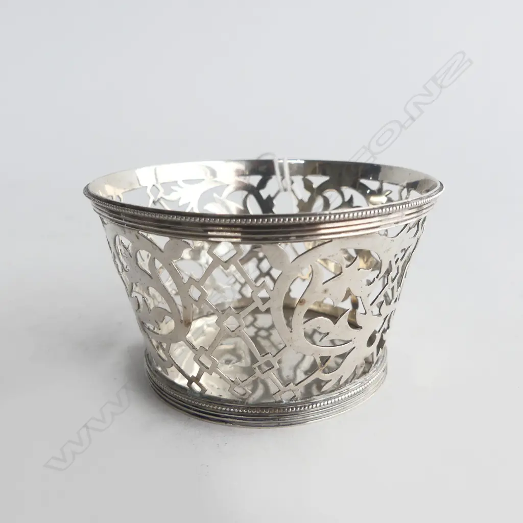 S/SILVER BON BON DISH  65G Image 1++