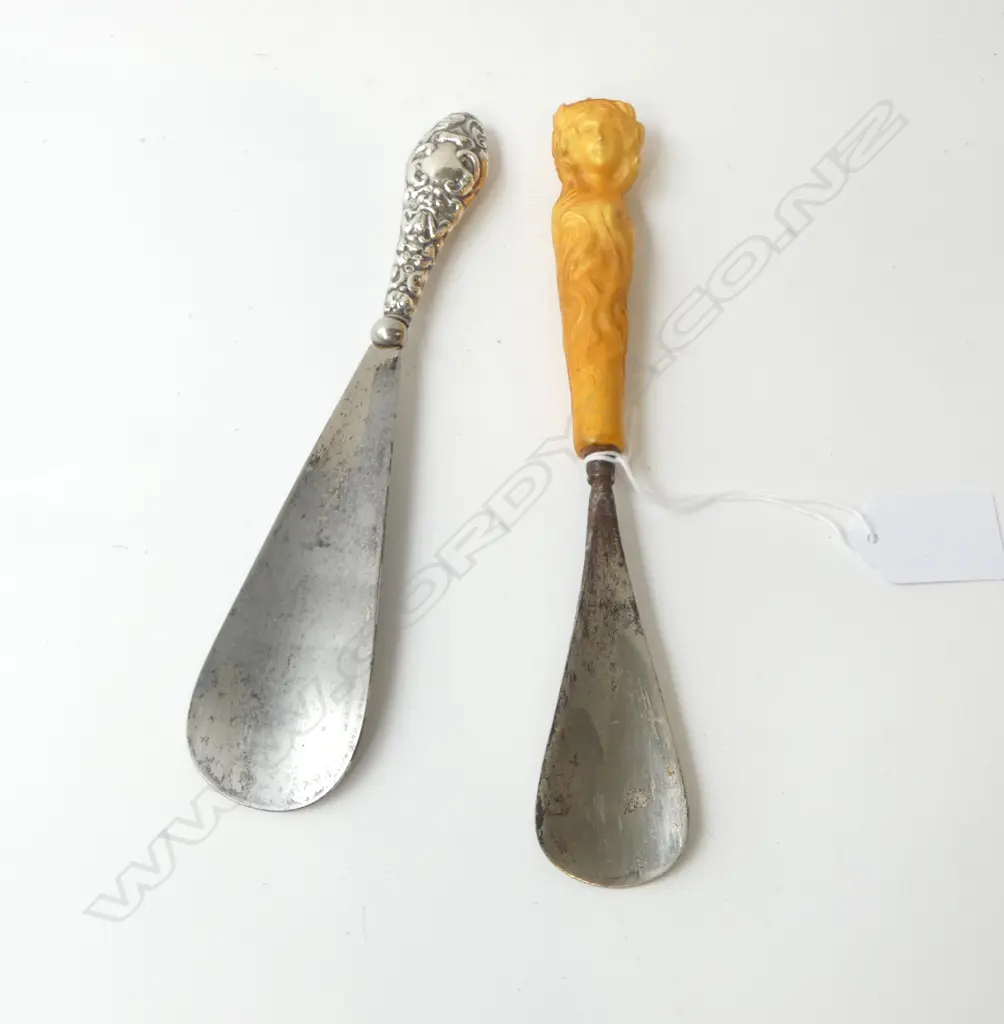 TWO SHOEHORNS - STG SILVER & FIGURAL ART NOUVEAU BIRMINGHAM 1913, L.190-200MM Image 1++