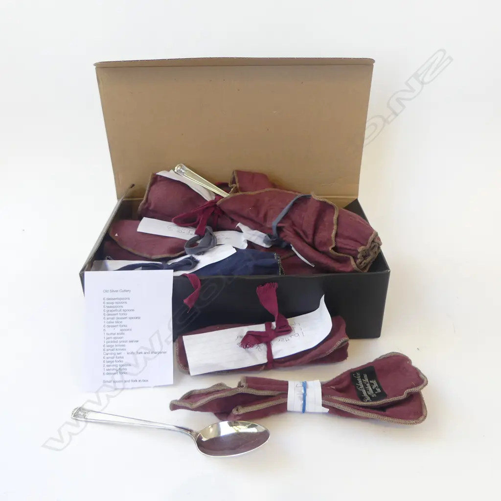 LG. SILVER PLATED CUTLERY SET Image 1++