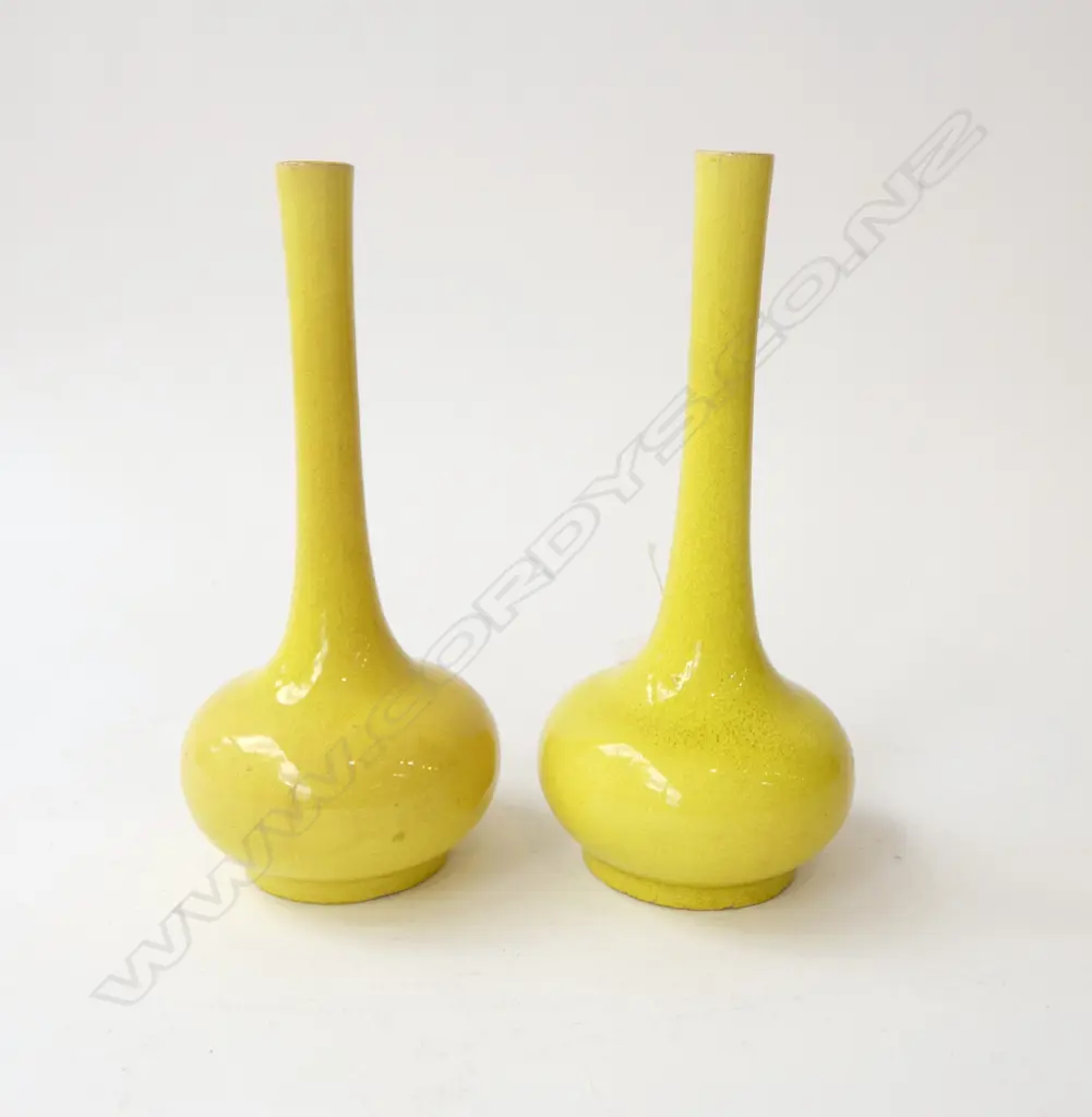 PR CHINESE YELLOW GLAZE VASES H.180mm Image 1++