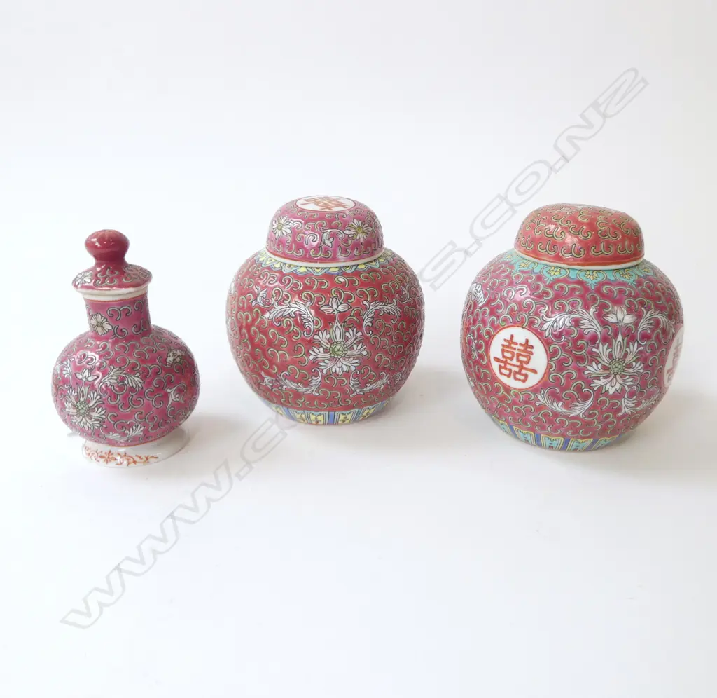 2 CHINESE GINGER JARS H.130mm + EWER Image 1++