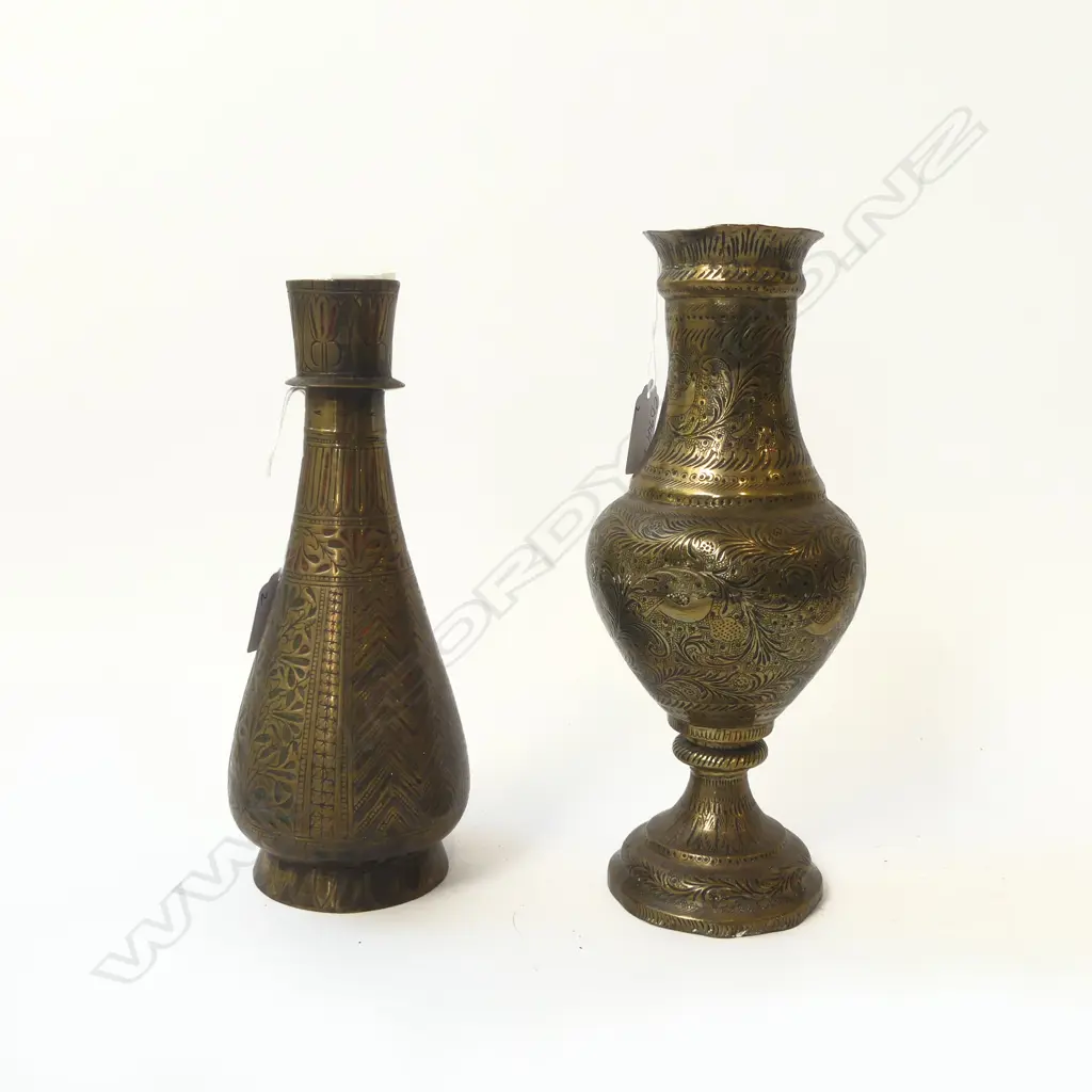 2 c1900 INDIAN BRASS SPECIMEN VASES Finely engraved H.255mm Image 1++