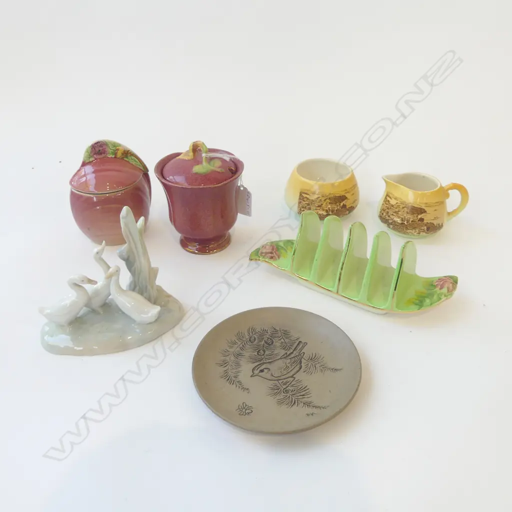 ASST CHINA INCL NAO, NZ SOUVENIR WARE, WINTON & POOLE Image 1++