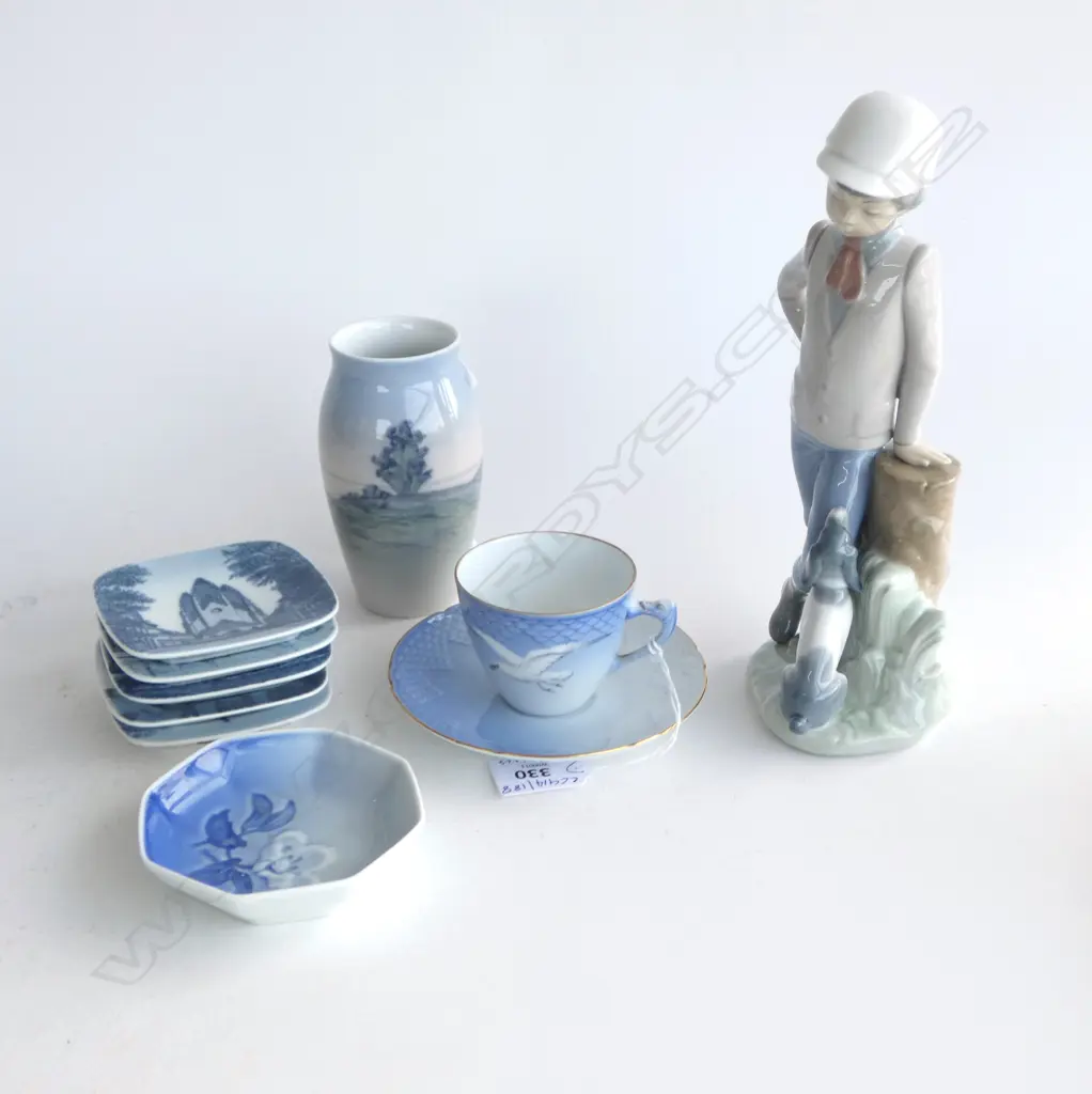 B&G CHINA; 6 DISHES 80mm dia, C/S, VASE H.120mm & NAO BOY w. DOG H.225mm Image 1++