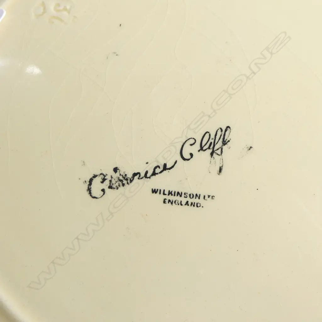 CLARICE CLIFF CABINET PLATE 'CAPRI' 250mm Image 1++