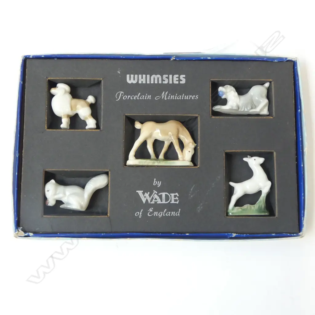 BOXED WADE WHIMSIES MINIATURES  Image 1++