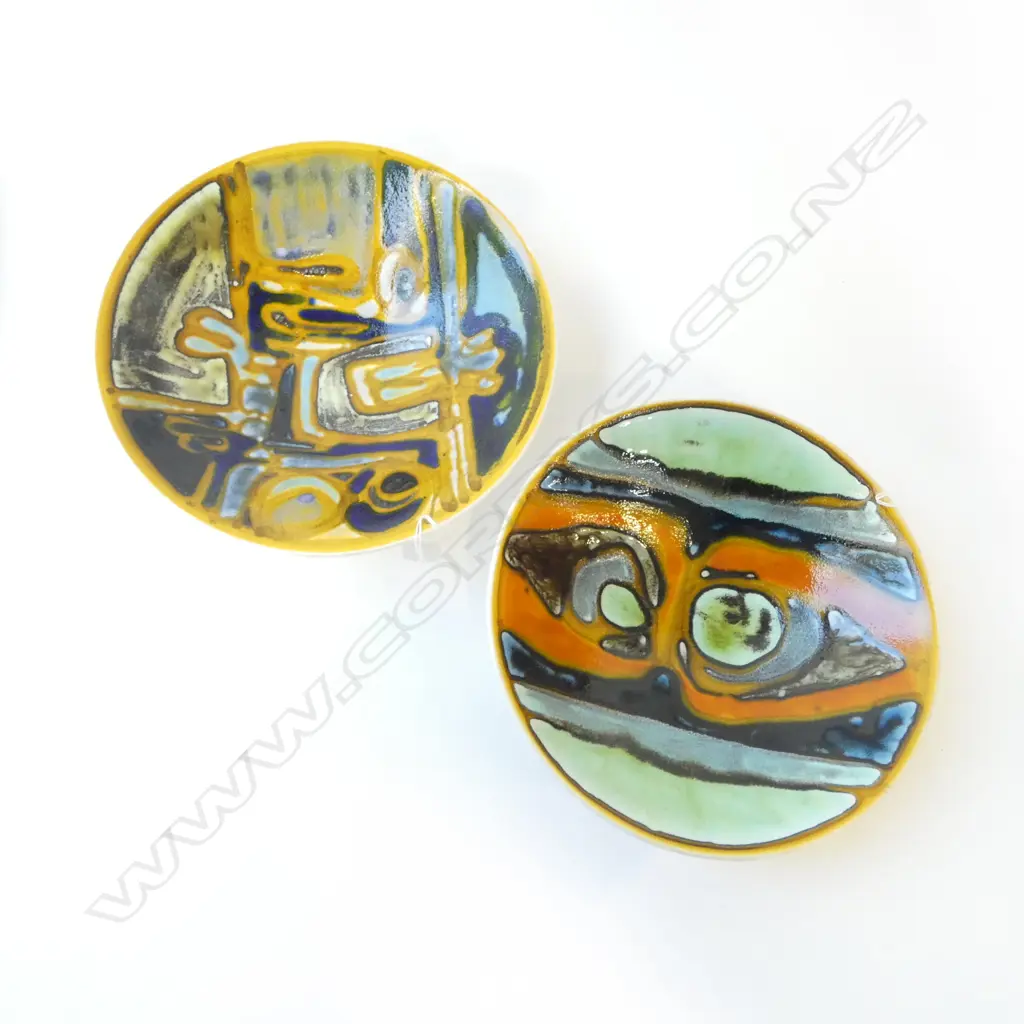 TWO LRG POOLE DELPHIS BOWLS. Dia.270mm Image 1++