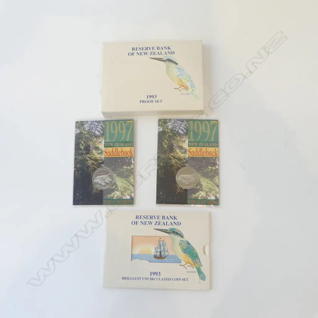 NZ COINS: Proof 1993 set + UNC: 1997 $5 Saddleback X 2 & 1993 Coin Set. Image 1++