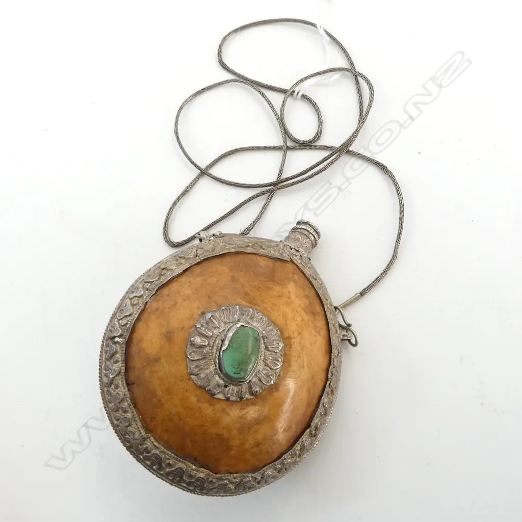 NEPALESE BONE (GOAT) & SILVER METAL PENDANT NECKLACE Image 1++