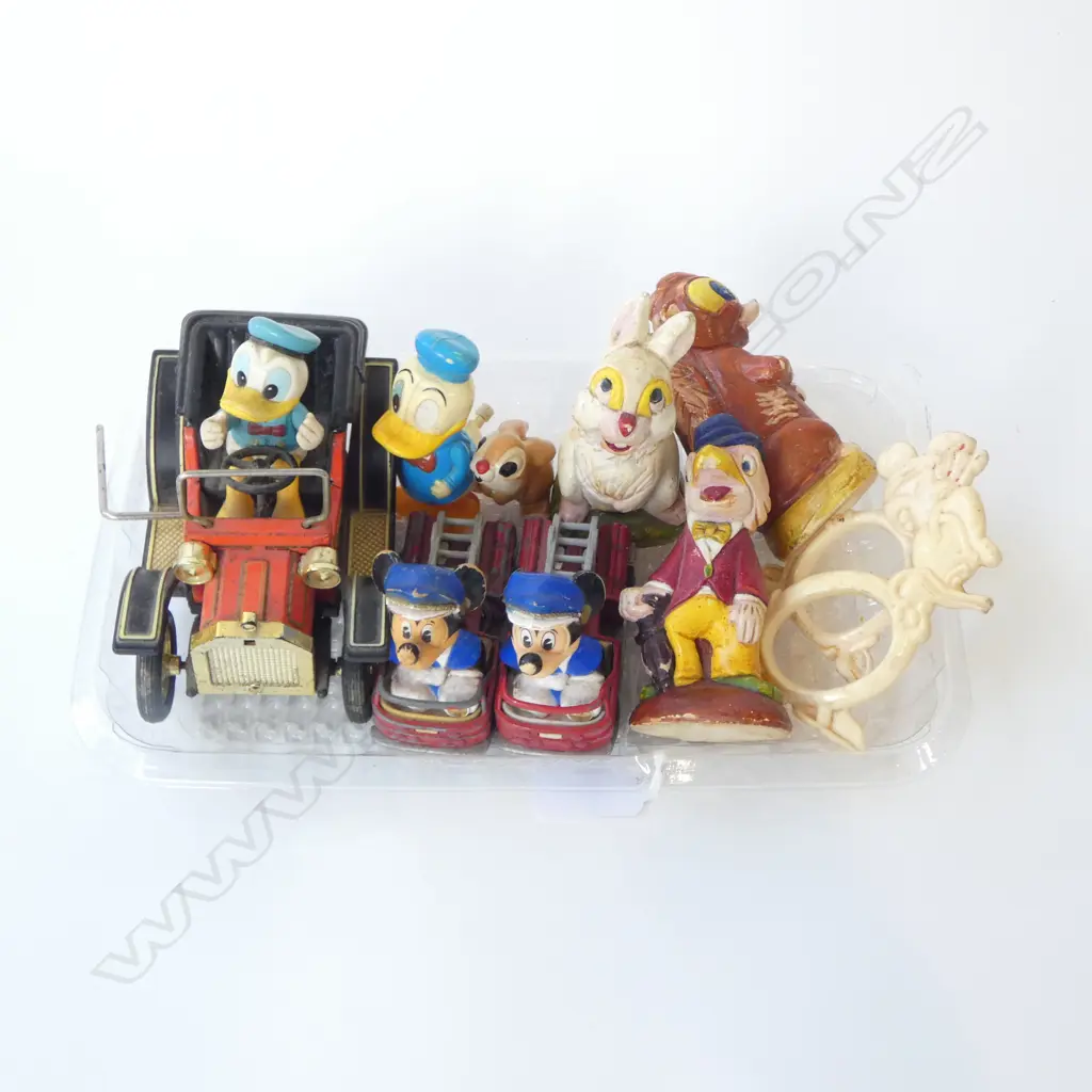 10 VINTAGE MICKEY MOUSE & DONALD DUCK ETC CARS, NAPKIN RINGS, & FIGURES  Image 1++