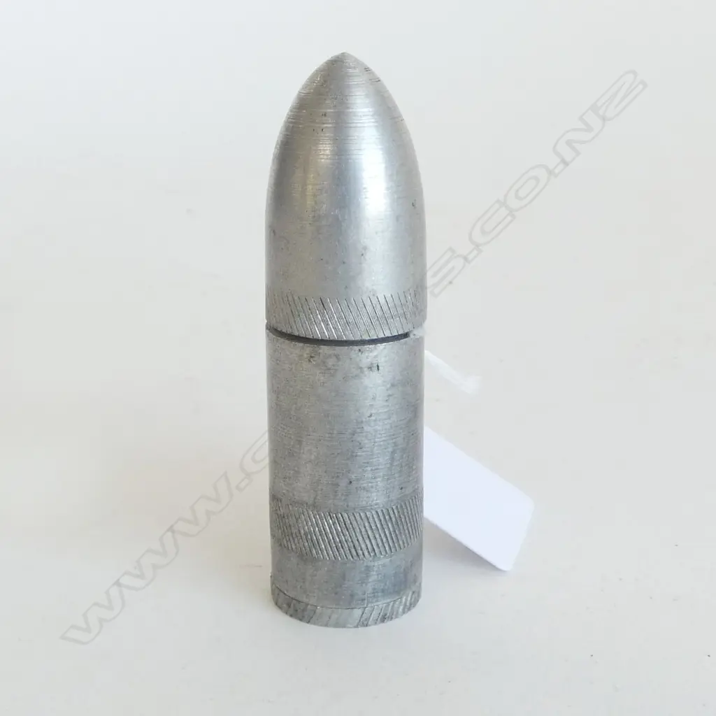 VINTAGE CIGARETTE LIGHTER as a large bullet L.70mm Image 1++