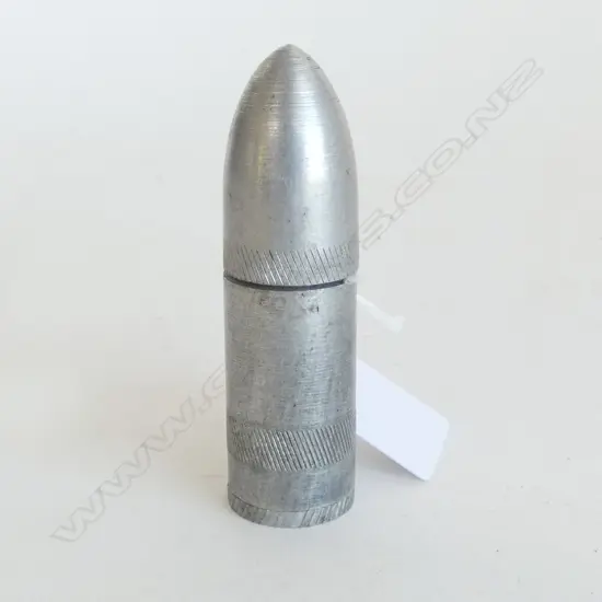VINTAGE CIGARETTE LIGHTER as a large bullet L.70mm