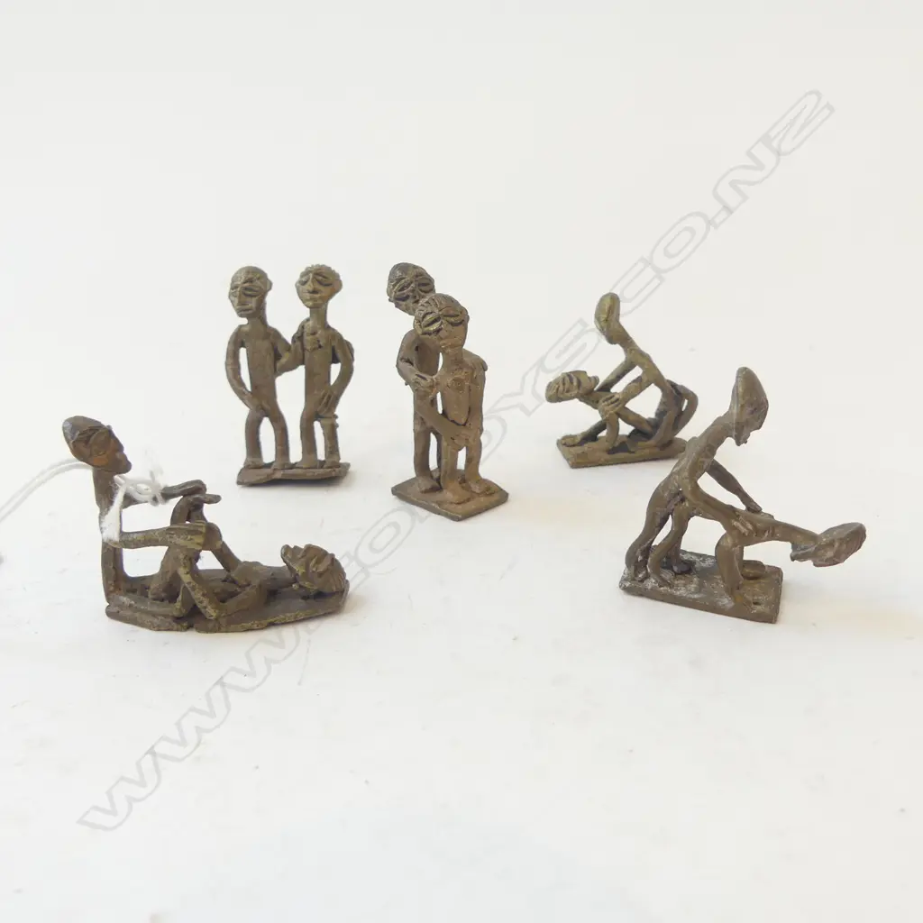 FIVE BRONZE MINIATURE EROTIC FIGURES H.55mm Image 1++