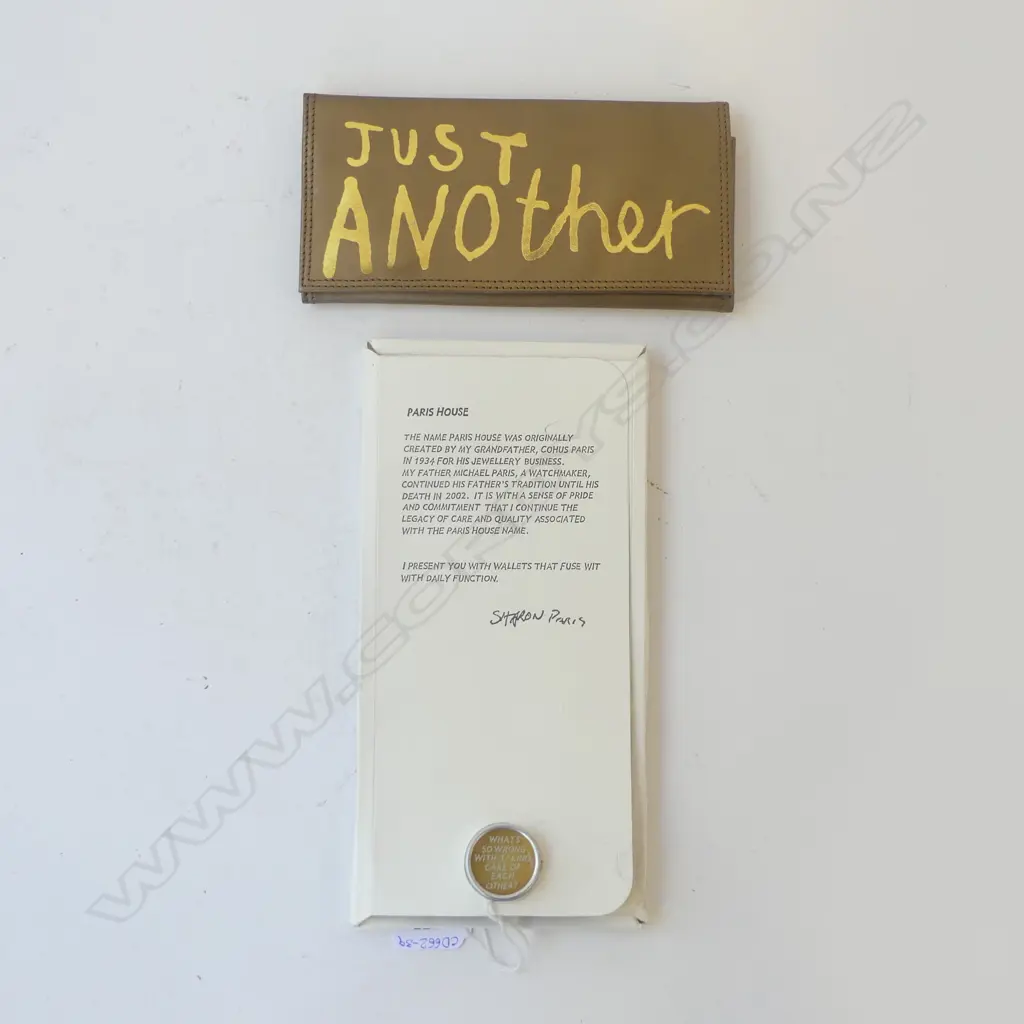 SHARON PARIS 'JUST ANOTHER RICH KID' WALLET IN ORIGINAL PACKAGING Image 1++