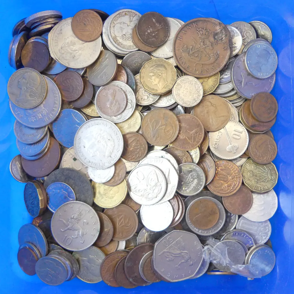 ASST. WORLD COINS Image 1++