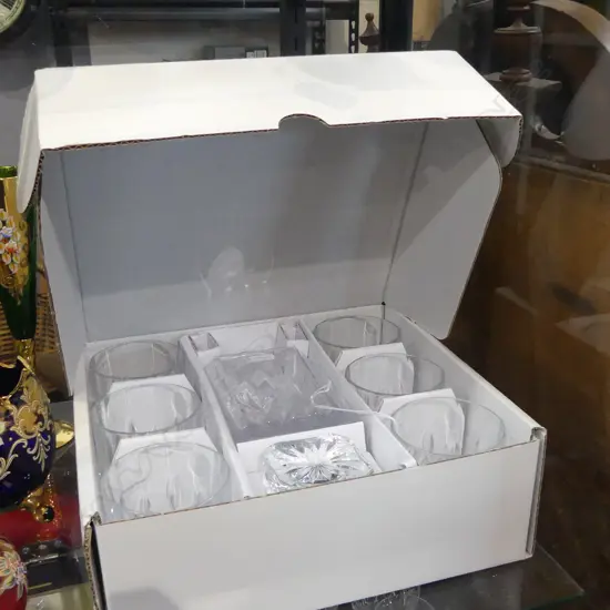 ROYAL DOULTON 'SEASONS' CRYSTAL WHISKY SET 6 TUMBLERS & DECANTER BOXED as new