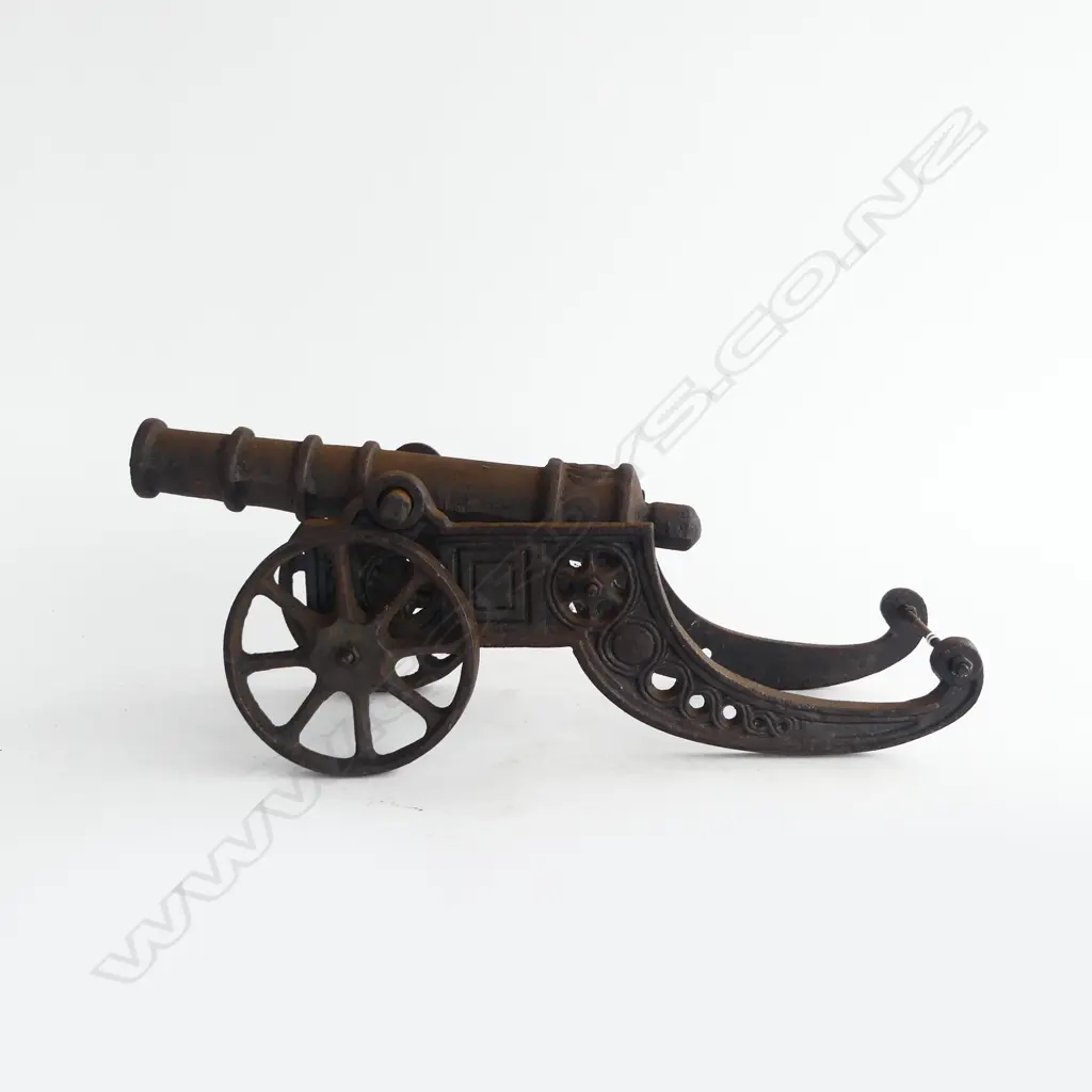 CAST IRON CANON L.440mm Image 1++