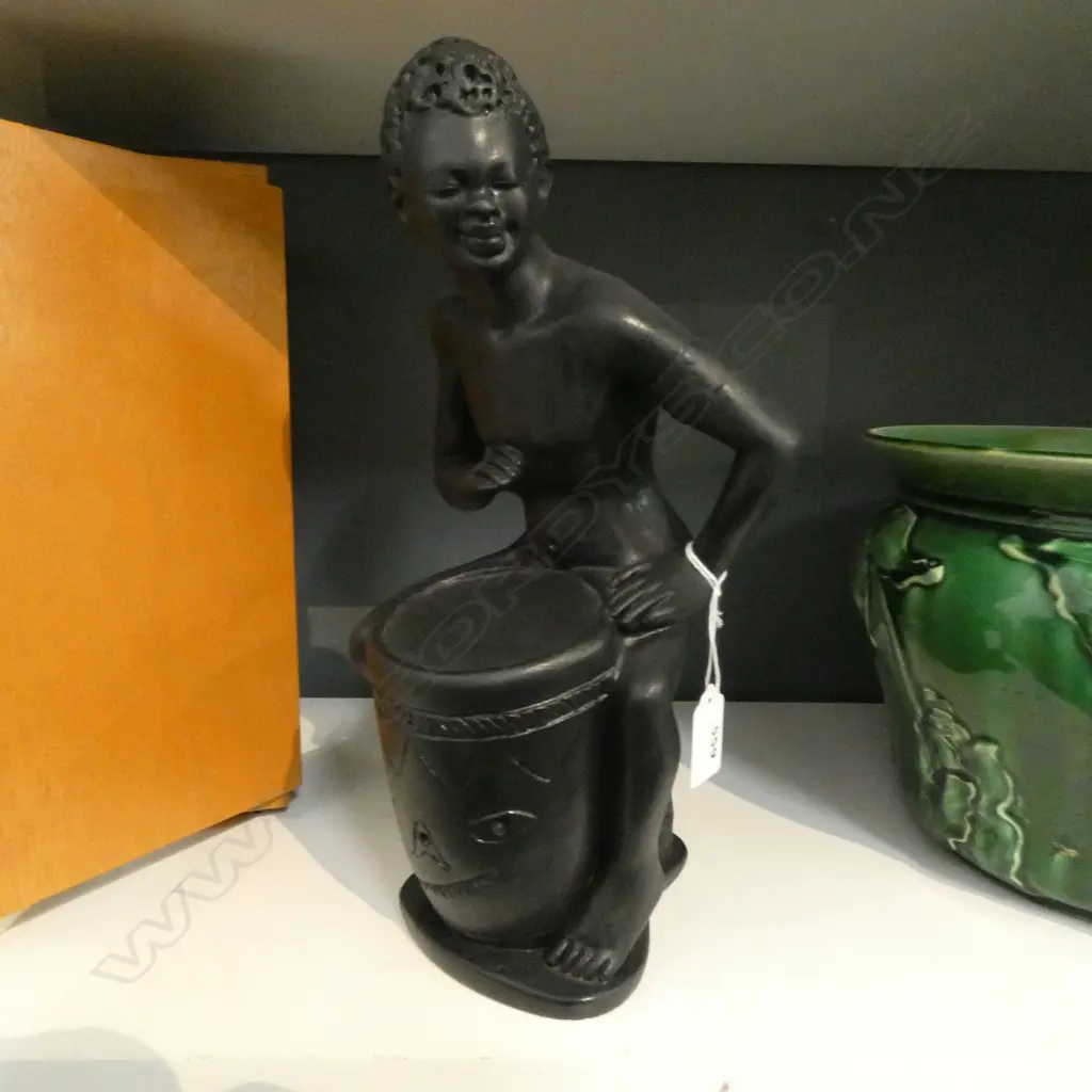 BLACK PLASTER AFRICAN DRUMMER FIGURE H.325mm Image 1++