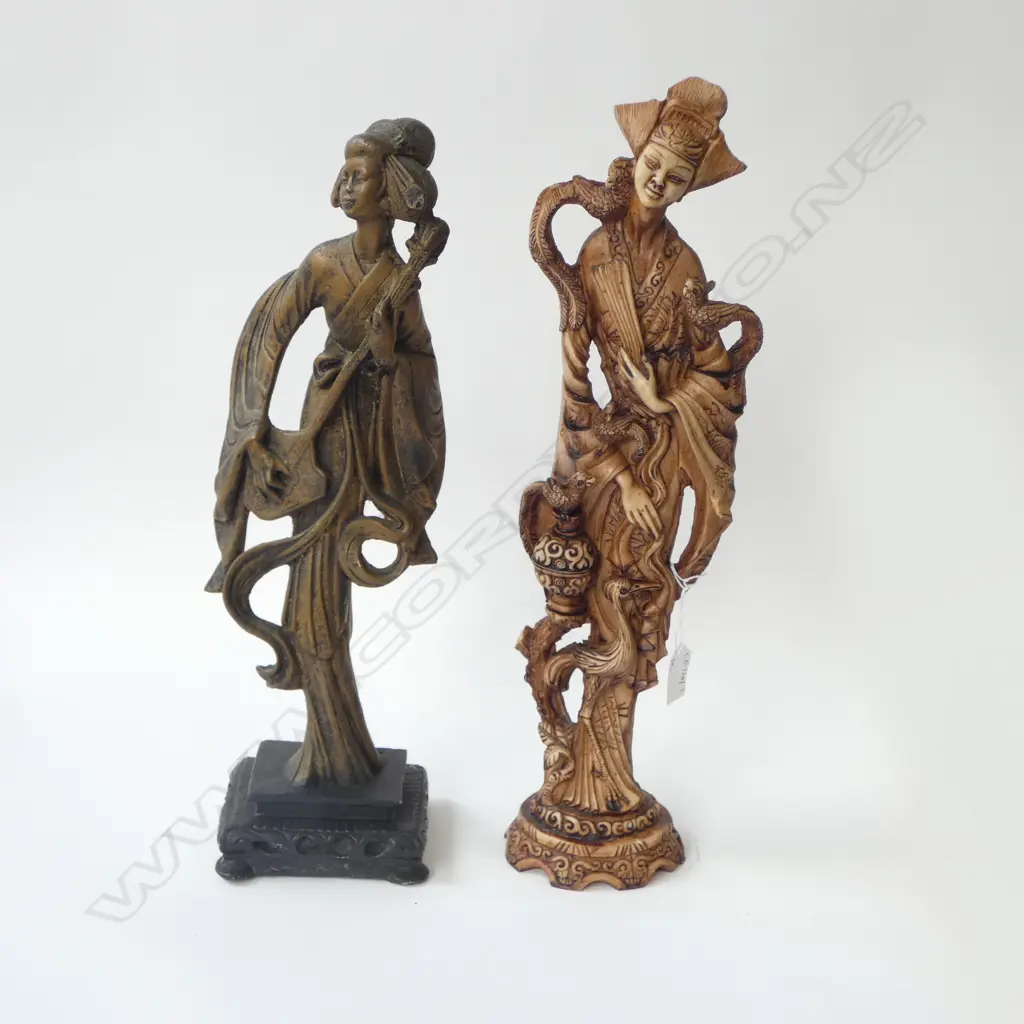 2 ORIENTAL RESIN FIGURINES H.475mm Image 1++