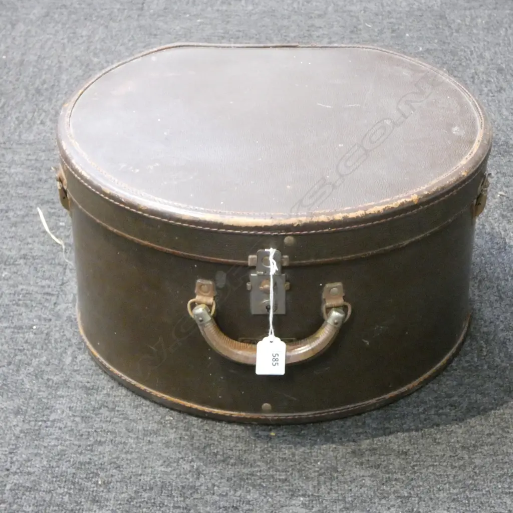VINTAGE 'FORDITE' HAT BOX 400mm dia Image 1++