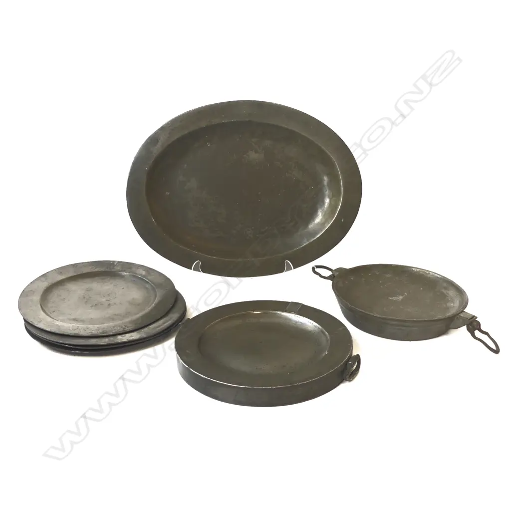 7 PCES PEWTER; 4 PLATES 245mm dia, 2 WARMERS, OVAL PLATTER W.400mm Image 1++