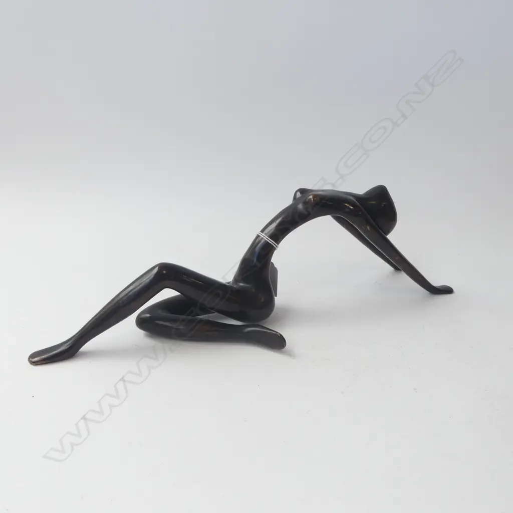  BRONZE FEMALE FIGURE L.430mm Image 1++