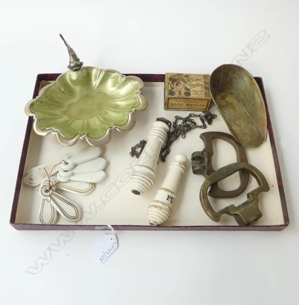 VICTORIAN TOILET PULLS, SOAP DISH, FRENCH SOAP, ESCUTCHEONS, BRASS HANDLES Image 1++