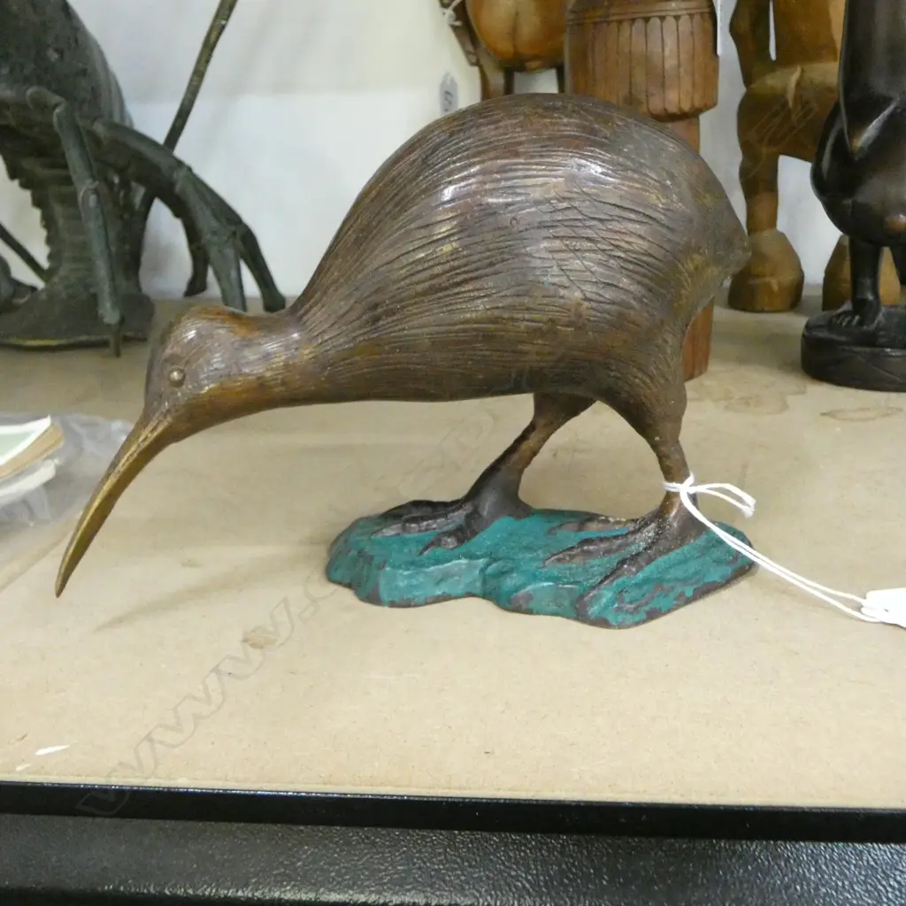 BRONZE KIWI H.140mm Image 1++