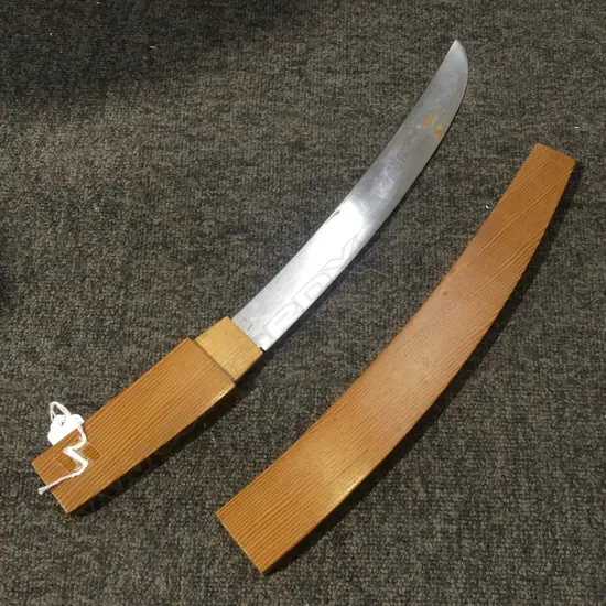 VINTAGE JAPANESE KNIFE BLADE IN PINE SHEATH L480MM