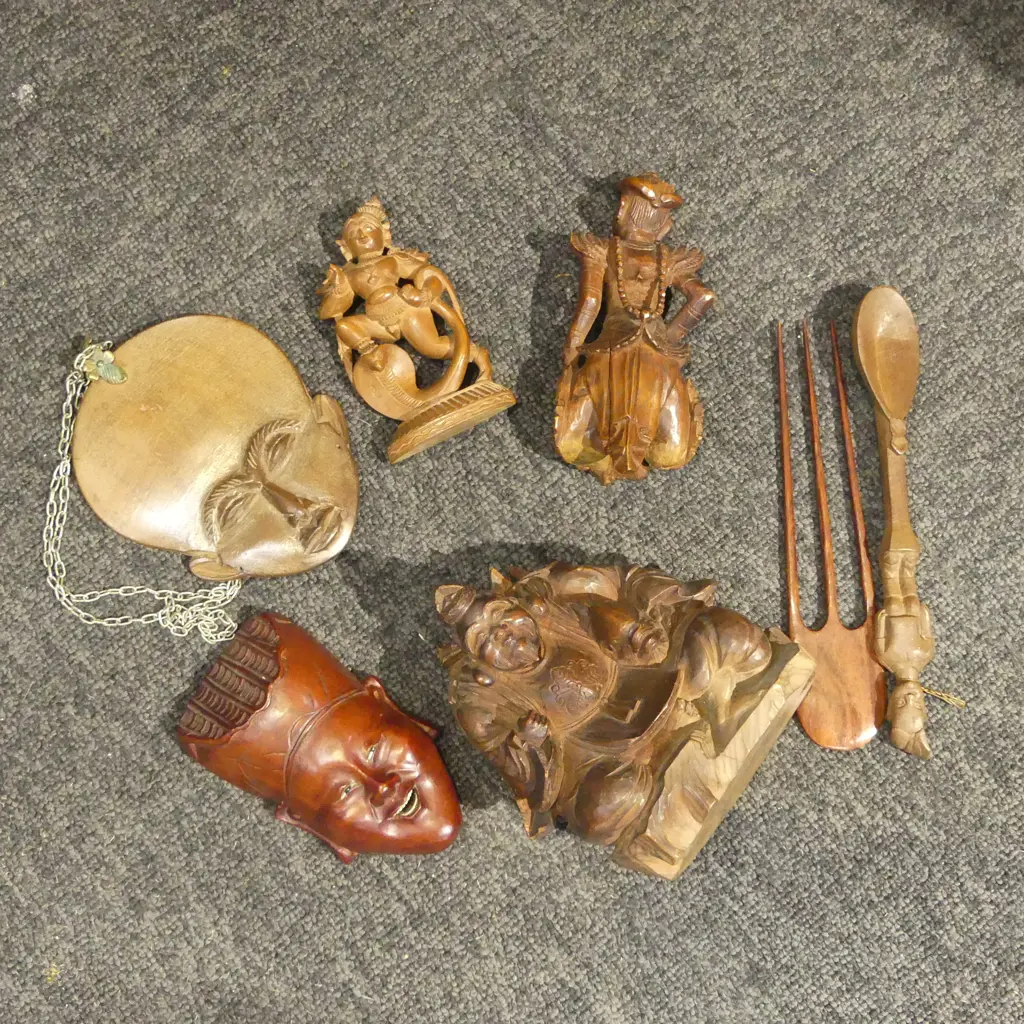 COLLECTION OF 7 VINTAGE WOOD CARVED PCS H160MM TALLEST Image 1++