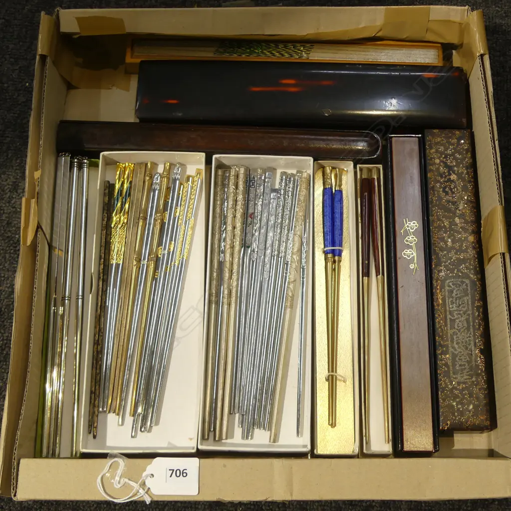 LARGE COLLECTION OF VARIOUS PAT CHOPSTICKS Image 1++
