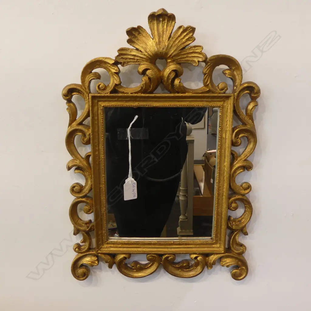 GOLD RESIN MIRROR 470x330mm one corner AF Image 1++