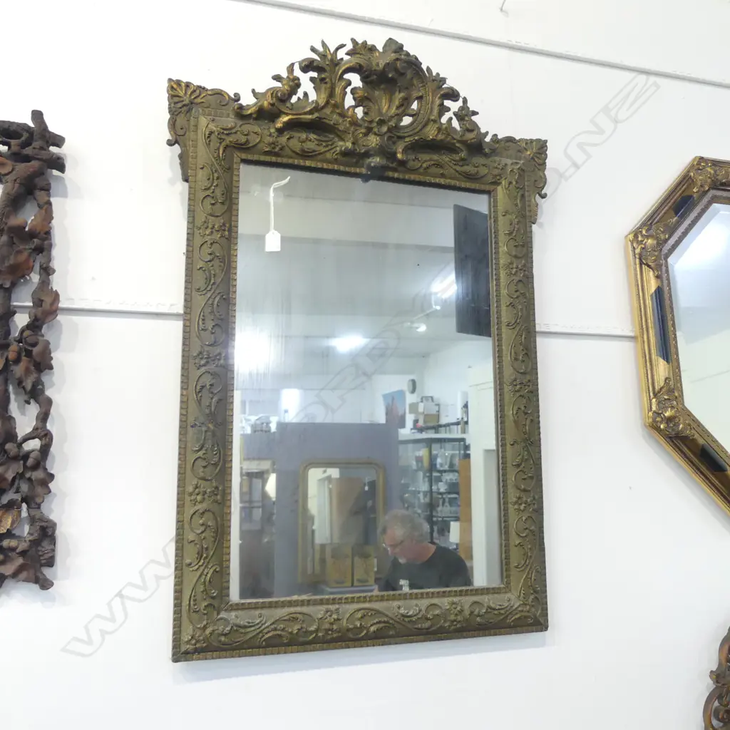 VINTAGE GILT MIRROR 1000x720mm Image 1++