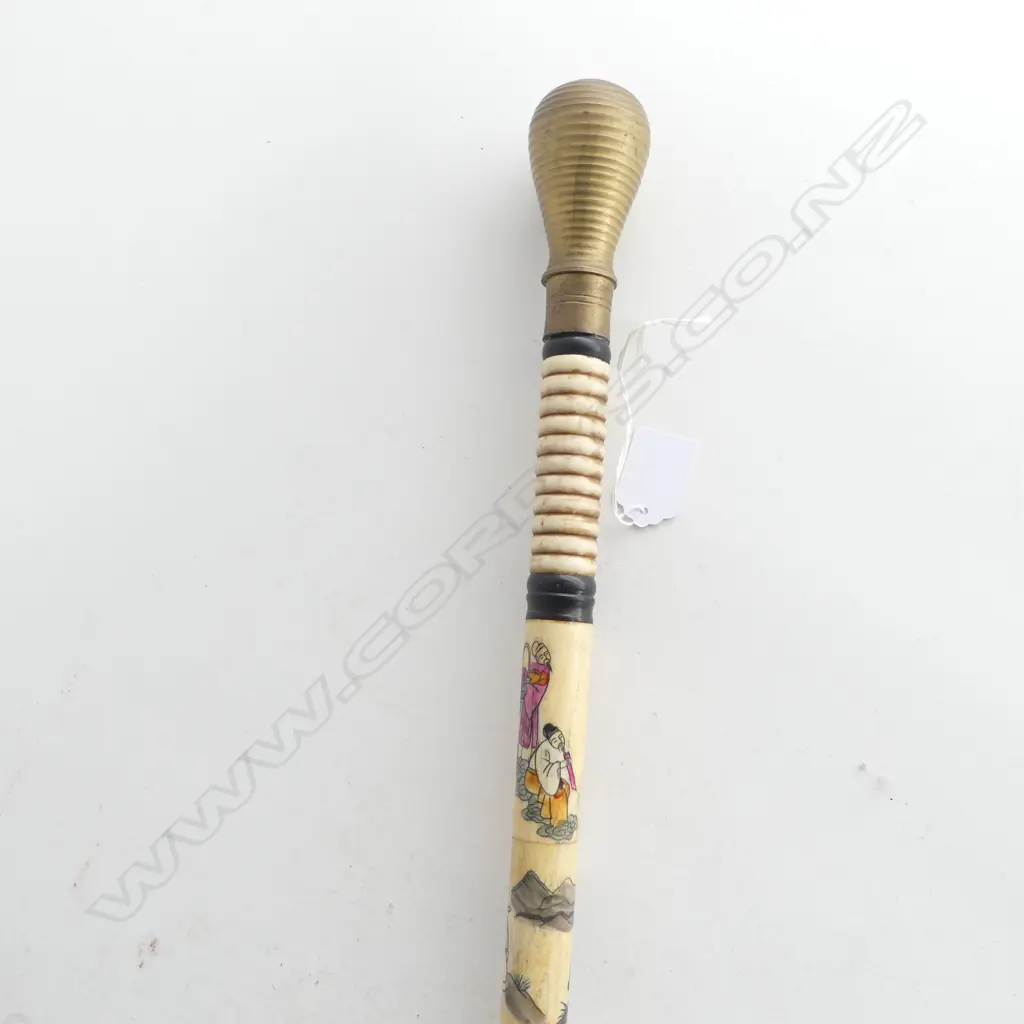 DECORATED CHINESE BONE WALKING STICK w. BRASS HANDLE L.930mm Image 1++