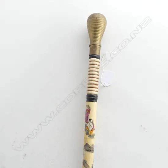 DECORATED CHINESE BONE WALKING STICK w. BRASS HANDLE L.930mm