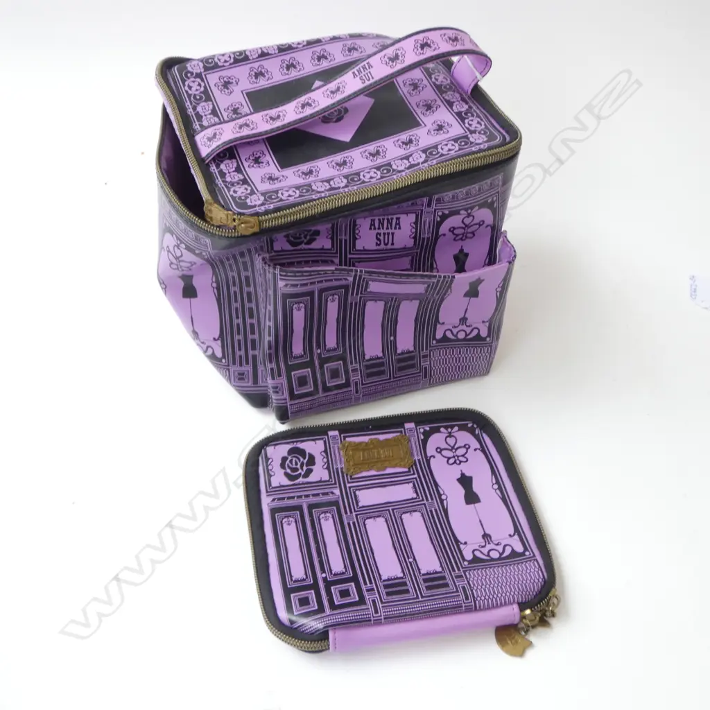 ANNA SUI DESIGNER CANVAS CUBE BAG w INNER POUCH Image 1++