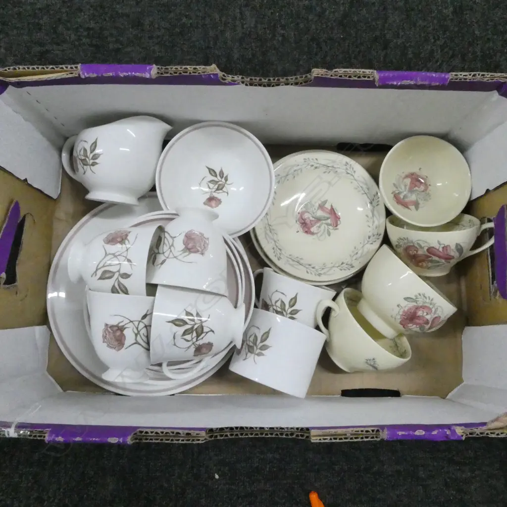 2 PART TEA SETS SUZIE COOPER ROSE & HYBISCUS PATS  Image 1++