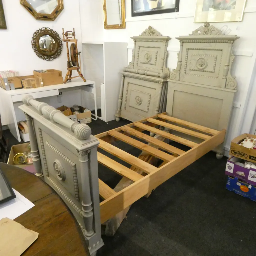 PR ANTIQUE CONTINENTAL PAINTED WOODEN SINGLE BED FRAMES Image 1++