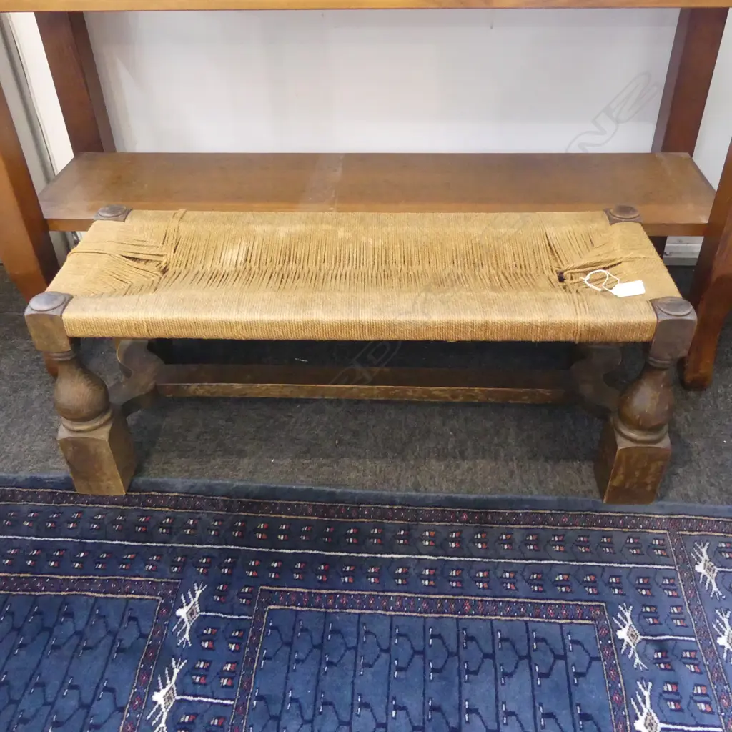 WOVEN TOP FOOT STOOL L.750 H.290mm A/F Image 1++
