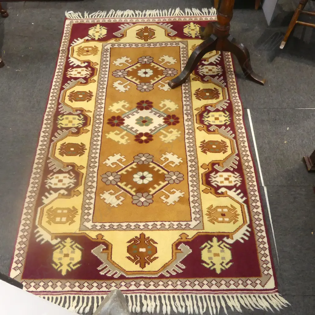 HAND KNOTTED PERSIAN RUG RED CREAM & IVORY COLOURS L1840 W1130MM Image 1++